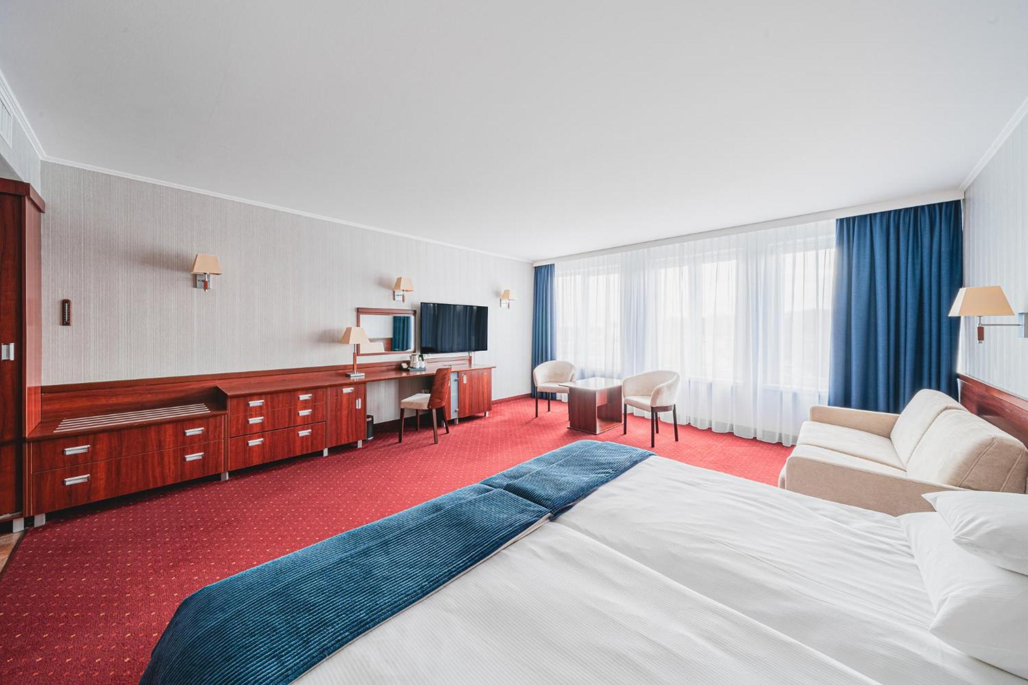 Hotel Lidia Spa & Wellness Darlowko Ngoại thất bức ảnh
